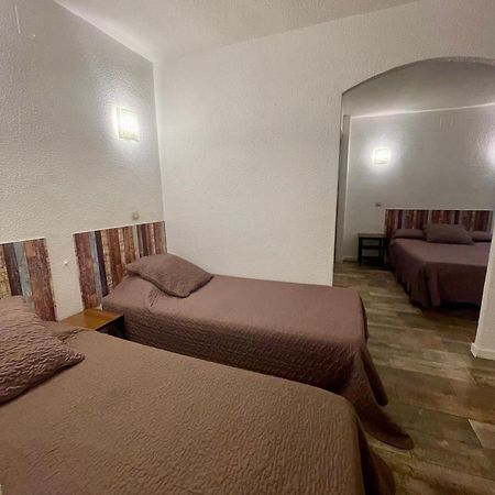 Hotel Alexander Perpignan Kültér fotó