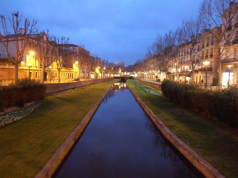 Hotel Alexander Perpignan Kültér fotó